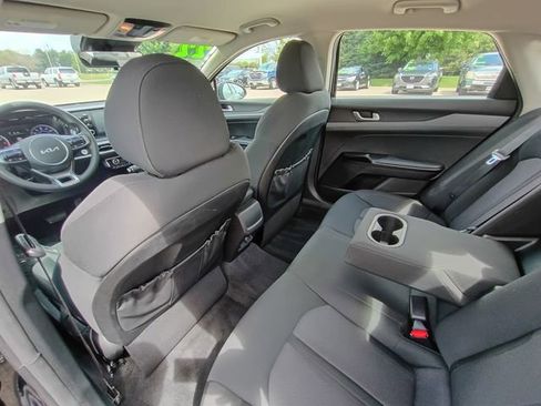 Used 2022 Kia K5 LXS FWD image 23
