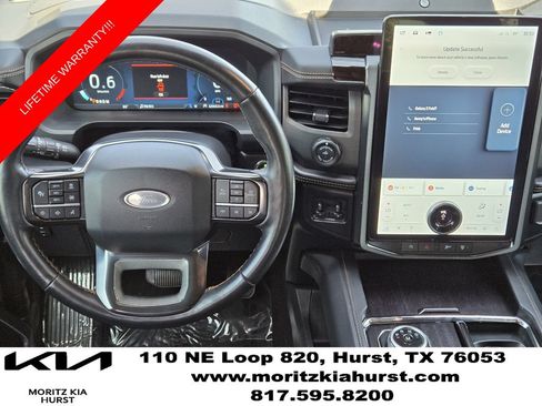 Used 2024 Ford Expedition Platinum AWD/4WD image 10