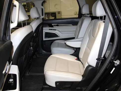 Used 2020 Kia Telluride S AWD/4WD image 26