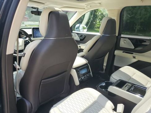 Used 2021 Lincoln Aviator Black Label AWD/4WD image 32