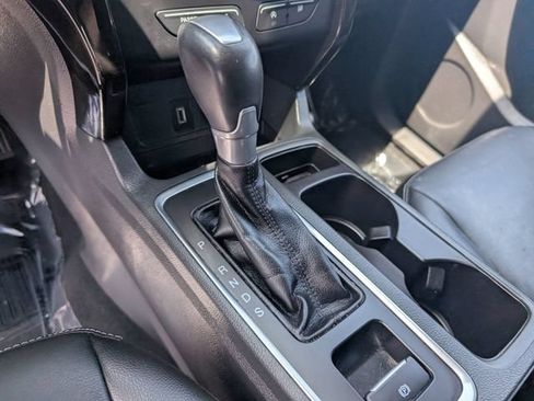 Used 2017 Ford Escape Titanium AWD/4WD image 21