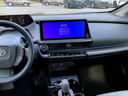 Used 2024 Toyota Prius XLE image 7