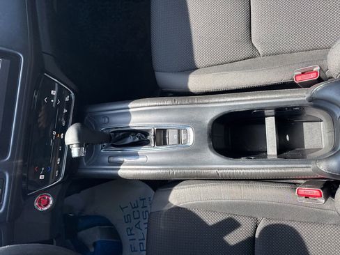 Certified 2022 Honda HR-V EX image 17