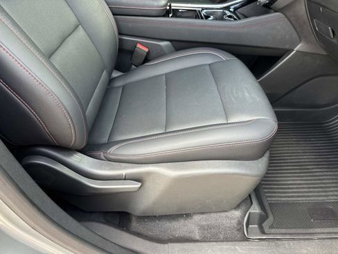 Used 2025 Chevrolet Traverse Z71 w/ Enhanced Driving Package image 11