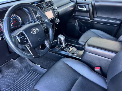 Used 2019 Toyota 4Runner TRD Off-Road Premium image 11