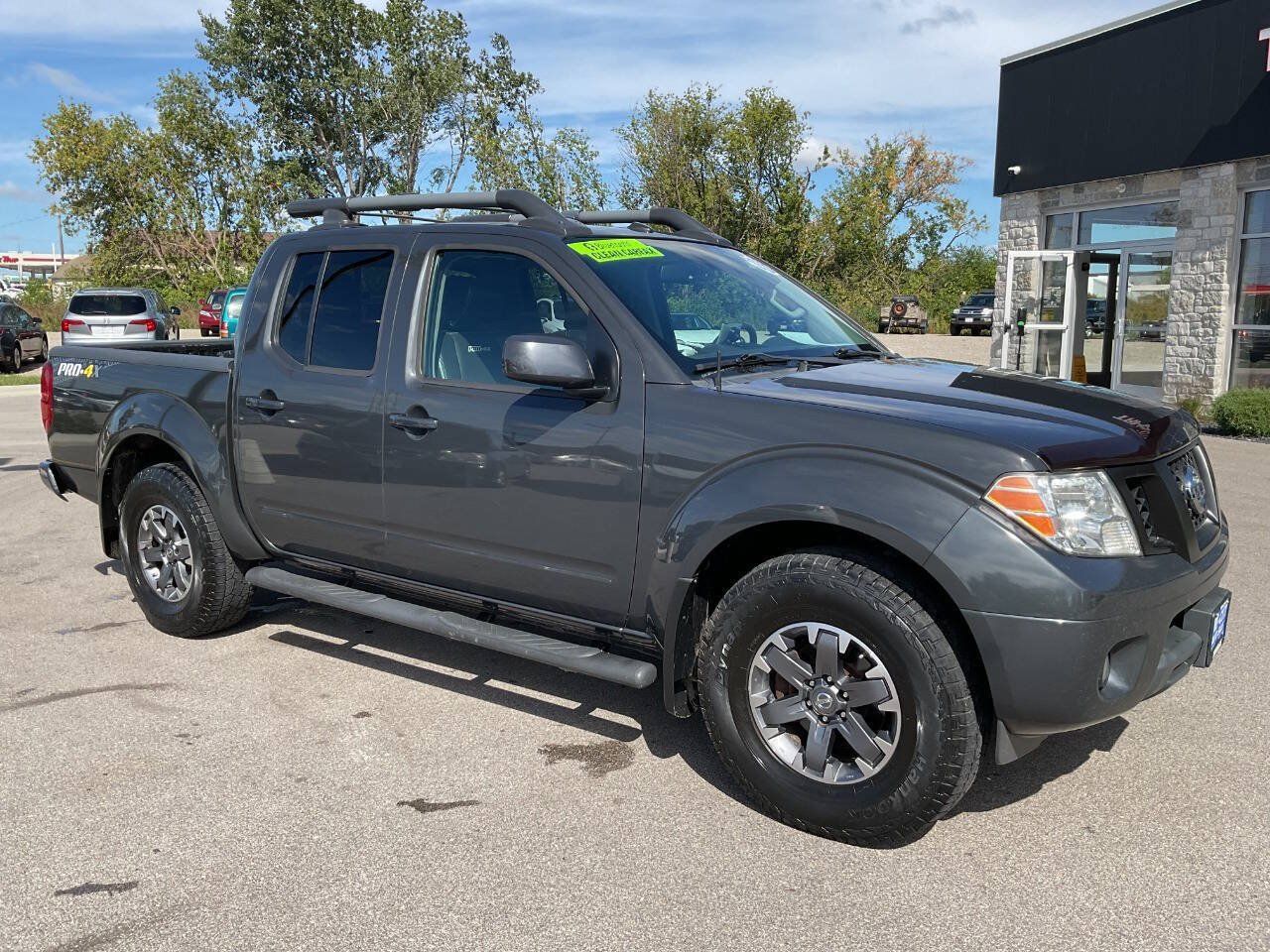 Used 2015 Nissan Frontier PRO-4X w/ Pro-4x Luxury Package AWD/4WD image 10
