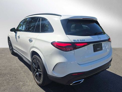 Certified 2026 Mercedes-Benz GLC 300 4MATIC image 5