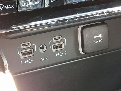 New 2025 Jeep Grand Cherokee Overland w/ Trailer Tow Package image 17