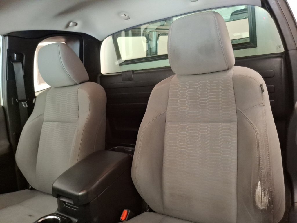 Used 2017 Toyota Tacoma SR RWD image 11