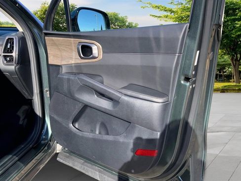 Used 2023 Kia Sorento X-Line EX image 27