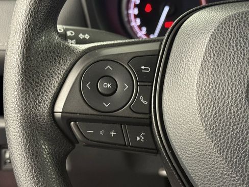 Used 2023 Toyota RAV4 XLE image 20