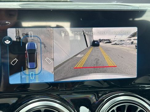 New 2026 Mercedes-Benz GLB 35 AMG 4MATIC image 24