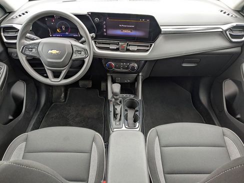 Used 2025 Chevrolet TrailBlazer LT image 29