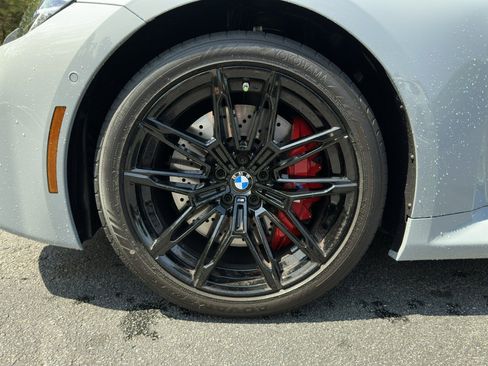 Used 2026 BMW M2 w/ Lighting Package RWD image 19