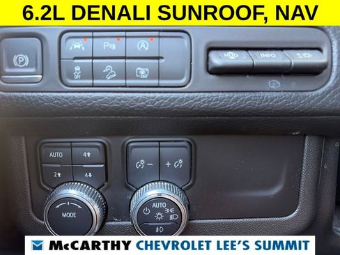 Used 2023 GMC Yukon Denali AWD/4WD image 12