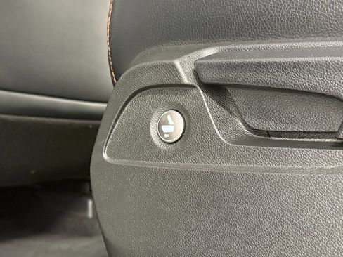 Used 2023 Honda Pilot TrailSport image 33