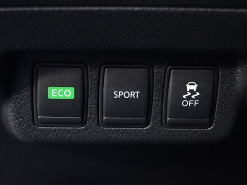 Used 2015 Nissan Sentra SV image 25