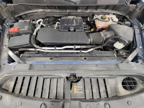 Used 2024 Chevrolet Silverado 1500 LT image 9