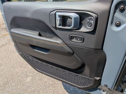 New 2026 Jeep Wrangler Unlimited Sahara AWD/4WD image 21