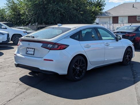 Used 2023 Honda Civic EX-L image 3