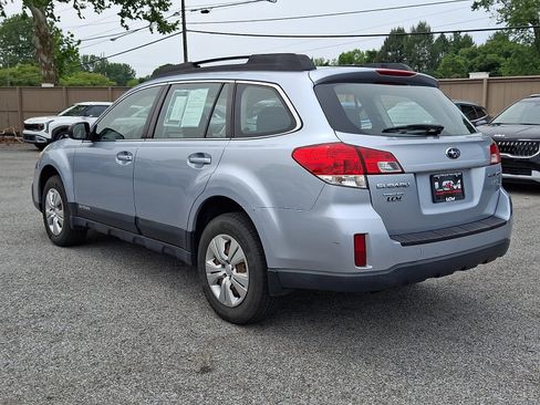 Used 2013 Subaru Outback 2.5i AWD/4WD image 7