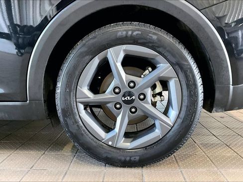 Used 2025 Kia K4 FWD image 31