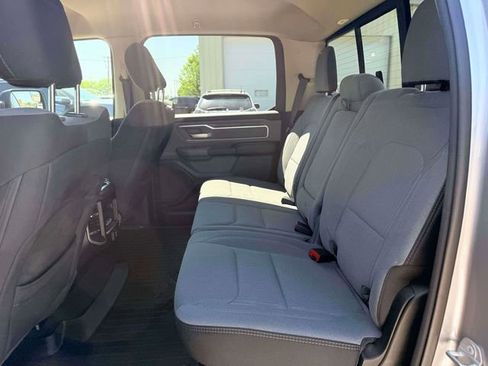 Used 2020 RAM 1500 Big Horn AWD/4WD image 11