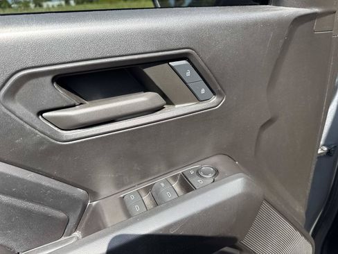 Used 2024 Chevrolet Colorado Trail Boss w/ Technology Package AWD/4WD image 18