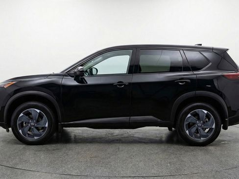 Used 2025 Nissan Rogue SV AWD/4WD image 5