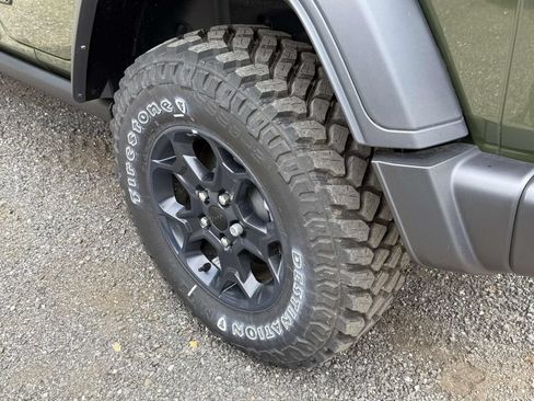 Used 2023 Jeep Wrangler Unlimited w/ Cold Weather Group AWD/4WD image 12