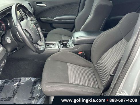 Used 2022 Dodge Charger R/T w/ Blacktop Package RWD image 17