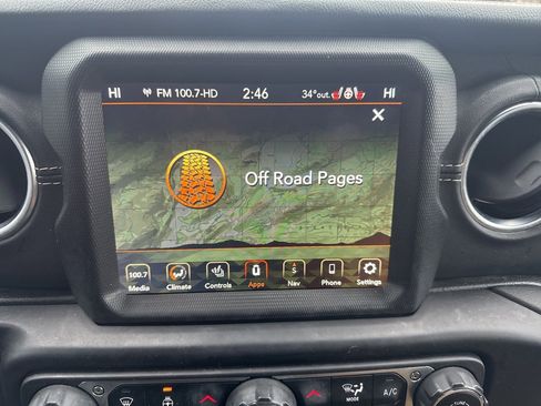 Used 2021 Jeep Wrangler Unlimited Sahara w/ Cold Weather Group image 29