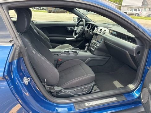 Used 2022 Ford Mustang GT w/ Equipment Group 301A RWD image 6