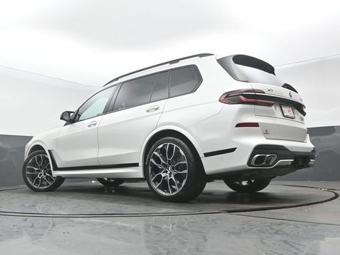 Used 2023 BMW X7 M60i w/ Executive Package AWD/4WD image 33