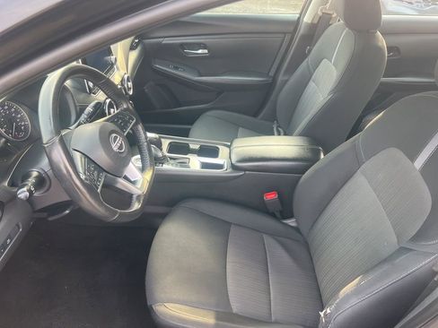 Used 2024 Nissan Sentra SV w/ All-Weather Package image 4