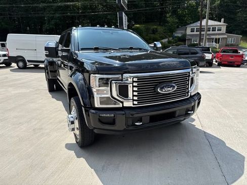 Used 2022 Ford F450 Platinum w/ FX4 Off-Road Package AWD/4WD image 19