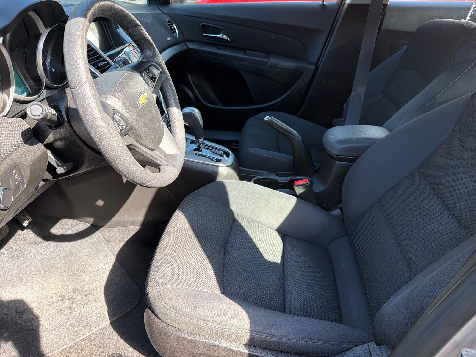 Used 2016 Chevrolet Cruze LT FWD image 10