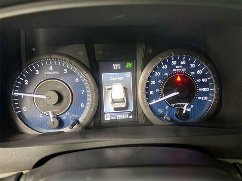 Used 2018 Toyota Sienna XLE w/ XLE Navigation Package image 11