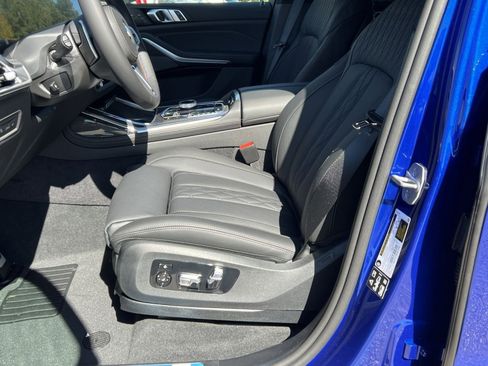 New 2026 BMW X7 M60i image 10