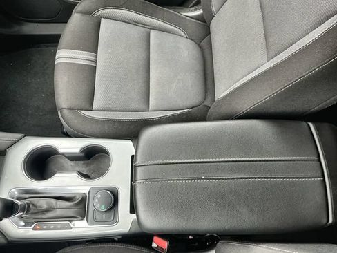 Used 2025 Chevrolet Blazer LT AWD/4WD image 23