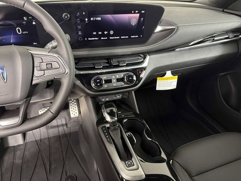 New 2026 Buick Envista Sport Touring FWD image 25