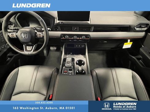 New 2026 Honda Pilot TrailSport image 3