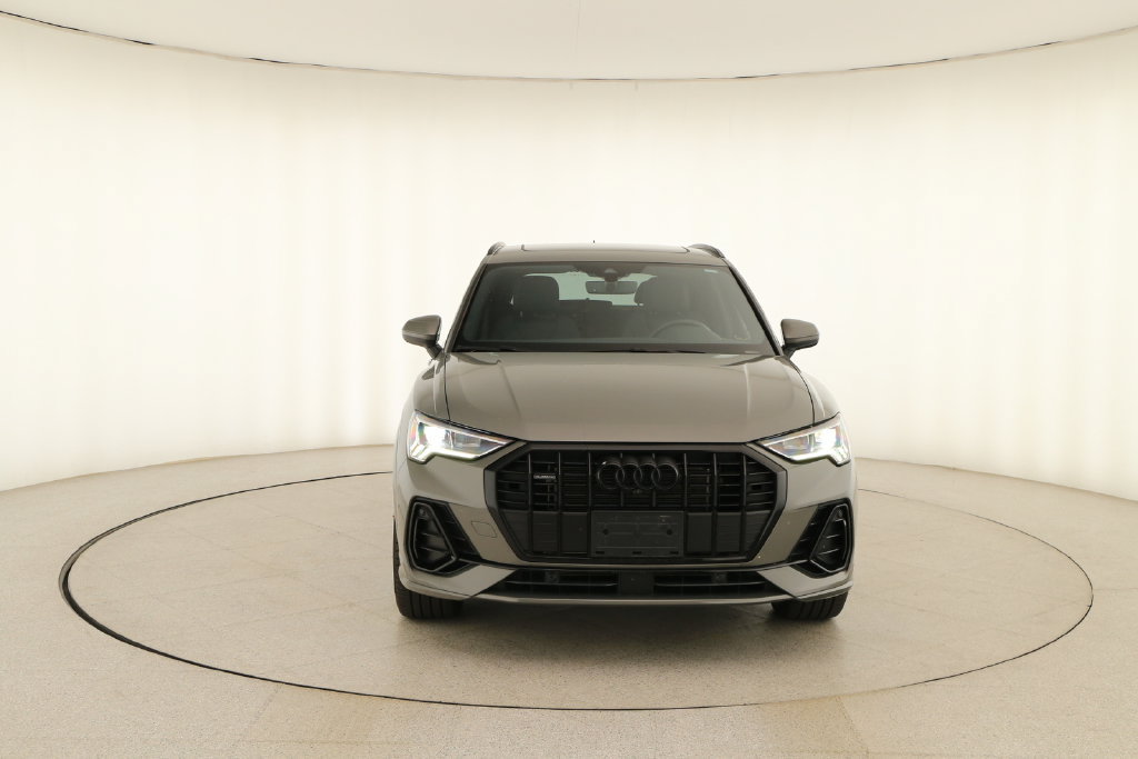Certified 2024 Audi Q3 2.0T Premium Plus w/ Premium Plus Package AWD/4WD image 11
