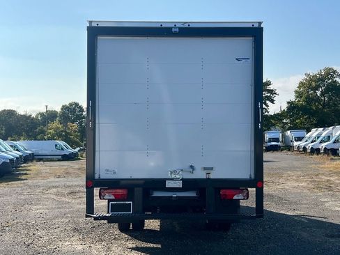 Used 2024 Mercedes-Benz Sprinter 4500 image 7