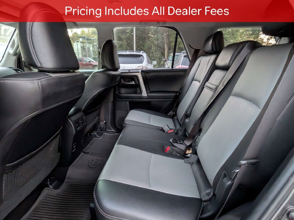 Used 2017 Toyota 4Runner SR5 Premium RWD image 15