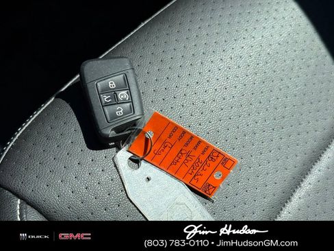 Used 2024 Volkswagen Jetta SE FWD image 34