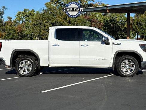 Used 2025 GMC Sierra 1500 SLT image 8