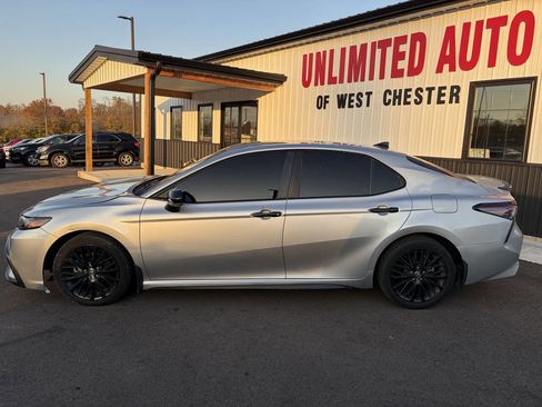 Used 2021 Toyota Camry SE image 12