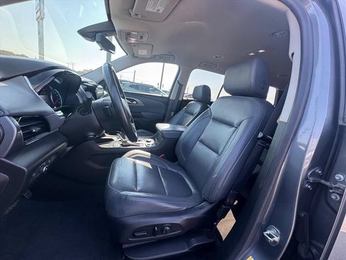 Used 2020 Chevrolet Traverse Premier w/ LPO, Floor Liner Package FWD image 18