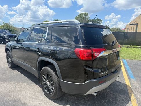 Used 2019 GMC Acadia SLT FWD image 3